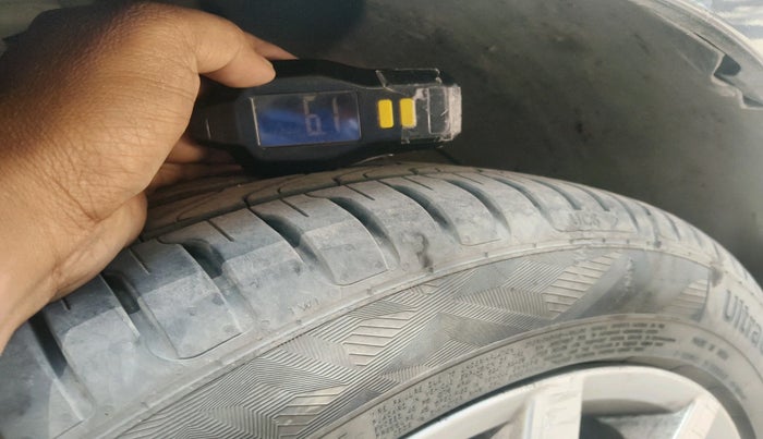 2018 Volkswagen Polo GT TSI AT, Petrol, Automatic, 92,721 km, tyre