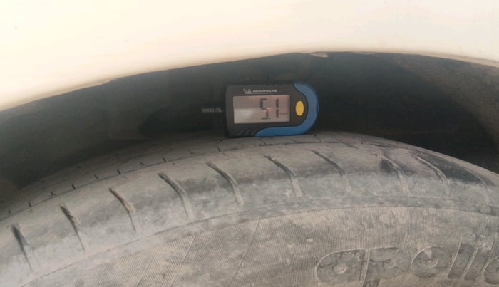 2015 Ford Ecosport TREND+ 1.0L ECOBOOST, Petrol, Manual, 82,688 km, tyre