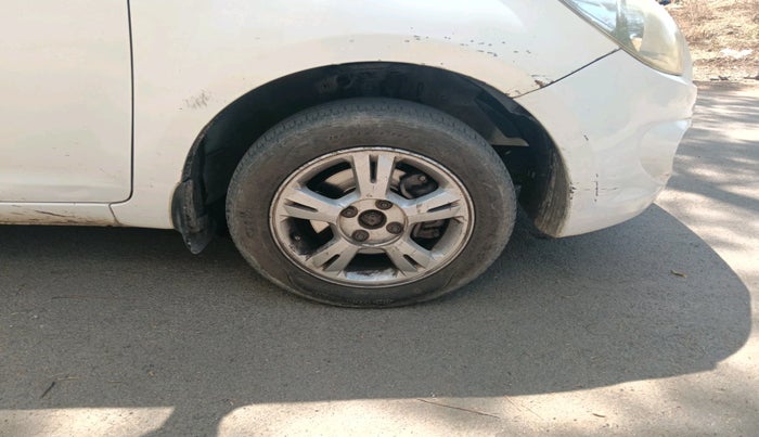 2010 Hyundai i20 ASTA 1.4 CRDI, Diesel, Manual, 2,49,796 km, tyre