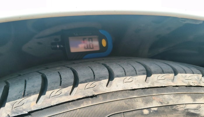 2017 Honda City 1.5L I-VTEC ZX CVT, Petrol, Automatic, 96,322 km, tyre