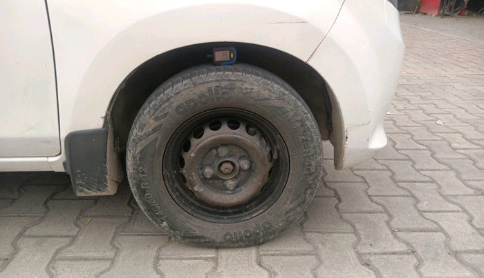 2014 Maruti Alto 800 LXI, Petrol, Manual, 2,45,185 km, tyre