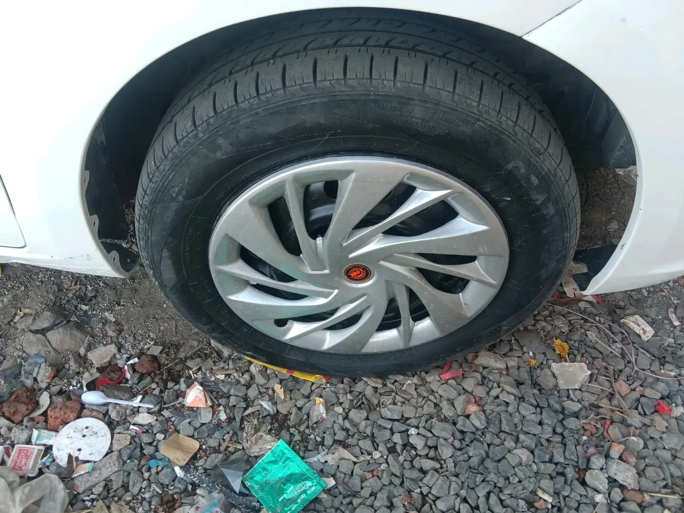2016 Maruti Ertiga VDI SHVS, Diesel, Manual, 1,56,011 km, tyre