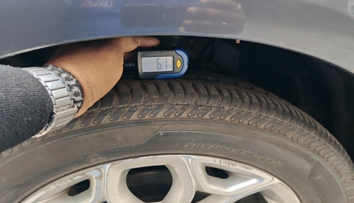 2015 Ford Ecosport TITANIUM 1.0L ECOBOOST, Petrol, Manual, 63,427 km, tyre