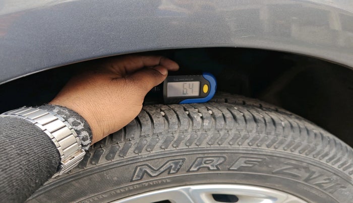 2015 Ford Ecosport TITANIUM 1.0L ECOBOOST, Petrol, Manual, 63,427 km, tyre