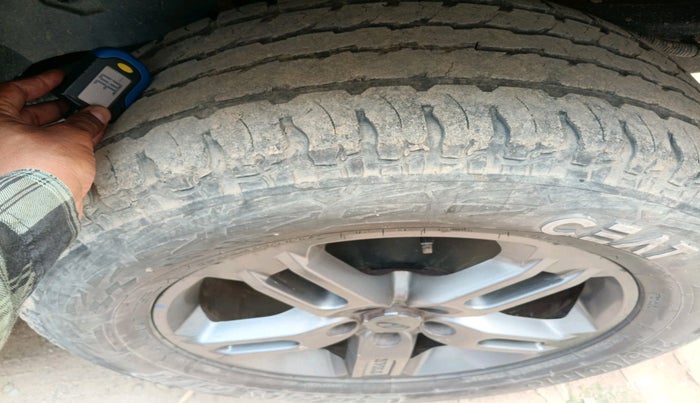 2021 Mahindra Thar LX HARD TOP 4WD MT, Diesel, Manual, 51,128 km, tyre