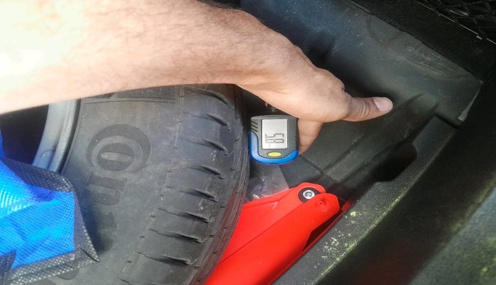 2022 MG ZS EV EXCLUSIVE, Electric, Automatic, 32,394 km, tyre