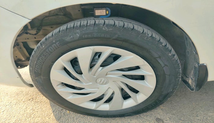 2023 Maruti Ertiga VXi (O), Petrol, Manual, 98,827 km, tyre