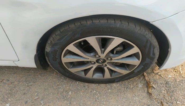 2015 Hyundai Verna FLUIDIC 1.6 VTVT SX, Petrol, Manual, 80,892 km, tyre