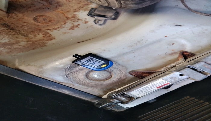 2013 Maruti Swift VXI, Petrol, Manual, 1,10,634 km, tyre