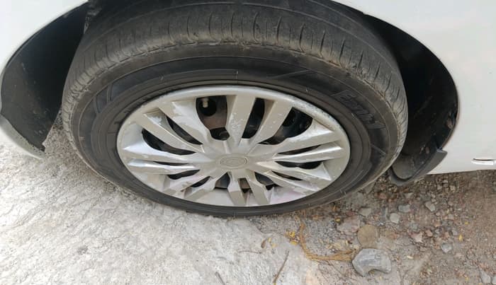 2017 Hyundai Xcent CRDI + ABS, Diesel, Manual, 1,70,149 km, tyre