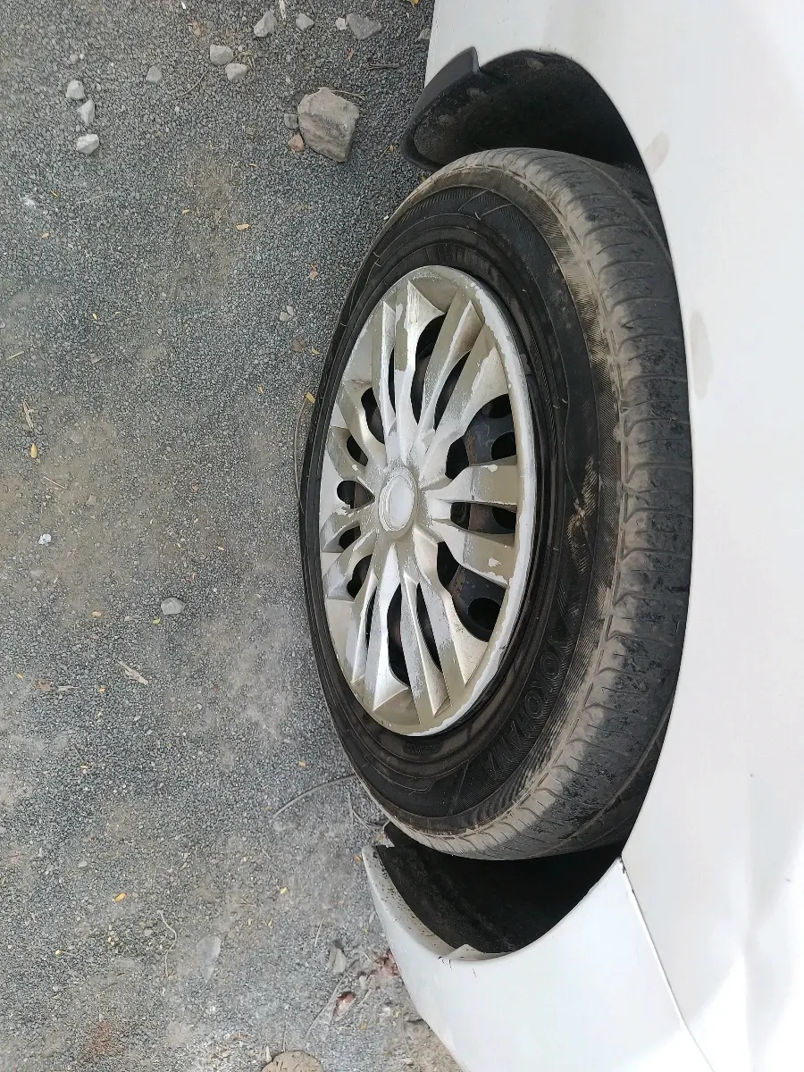 2017 Hyundai Xcent CRDI + ABS, Diesel, Manual, 1,70,149 km, tyre