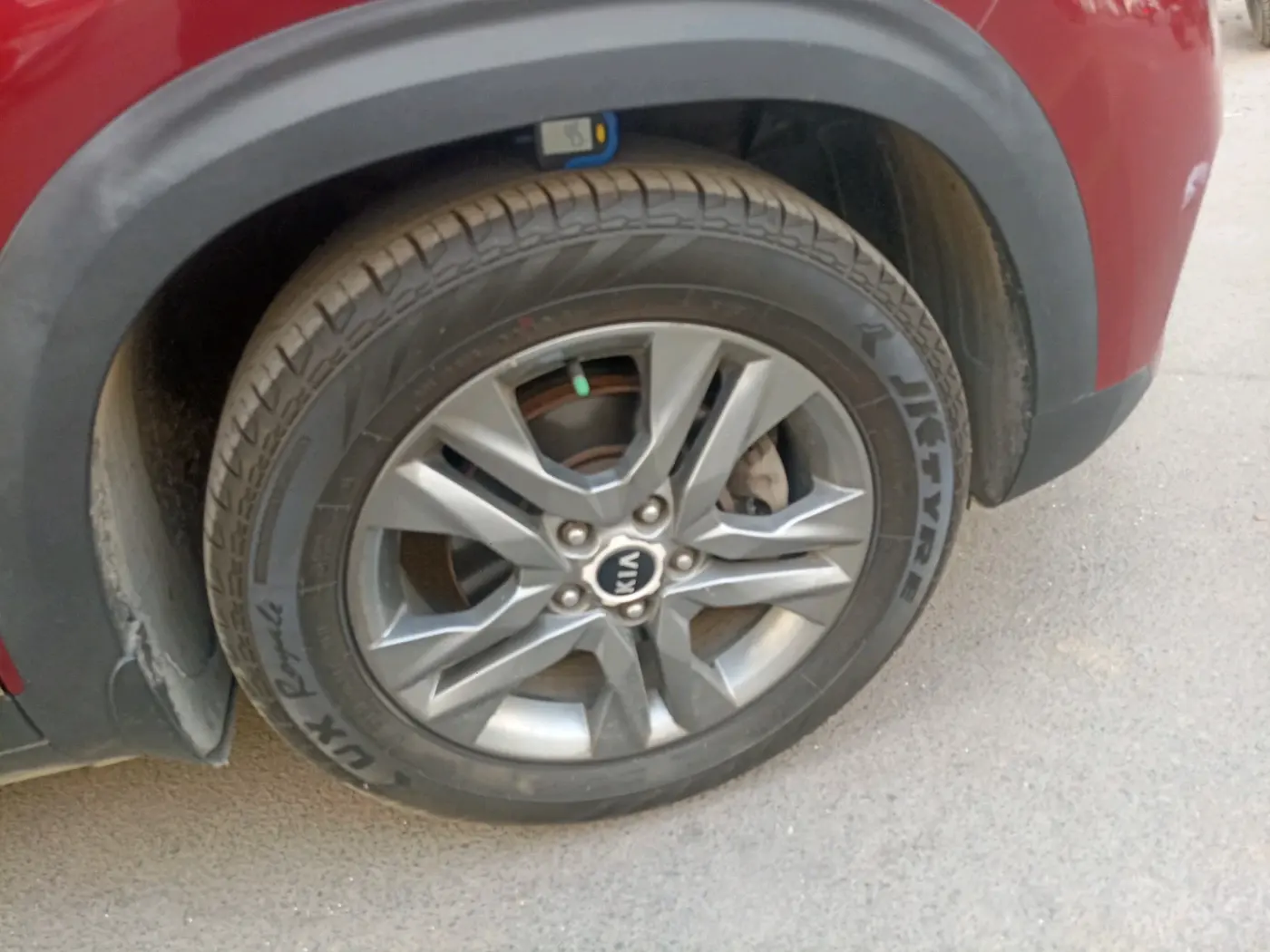 2020 KIA SELTOS HTX IVT 1.5 PETROL, Petrol, Automatic, 76,419 km, tyre