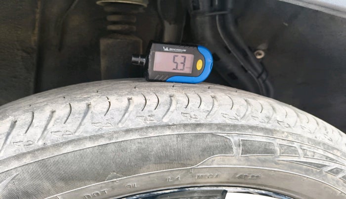 2022 Nissan MAGNITE XV MT, Petrol, Manual, 30,069 km, tyre