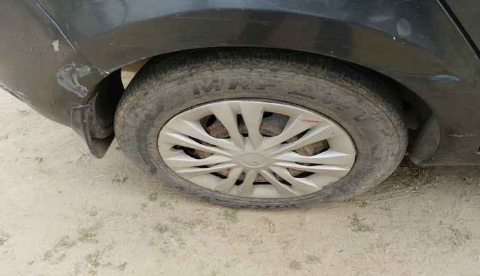 2015 Tata Zest XM PETROL, CNG, Manual, 74,880 km, tyre