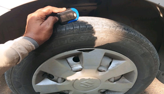 2015 Maruti Wagon R 1.0 LXI CNG, CNG, Manual, 95,455 km, tyre