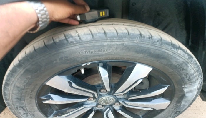 2019 MG HECTOR SHARP 1.5 DCT PETROL, Petrol, Automatic, 33,406 km, tyre