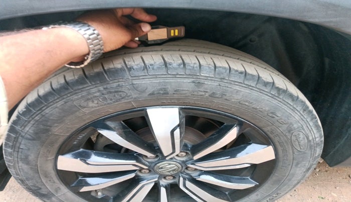 2019 MG HECTOR SHARP 1.5 DCT PETROL, Petrol, Automatic, 33,406 km, tyre