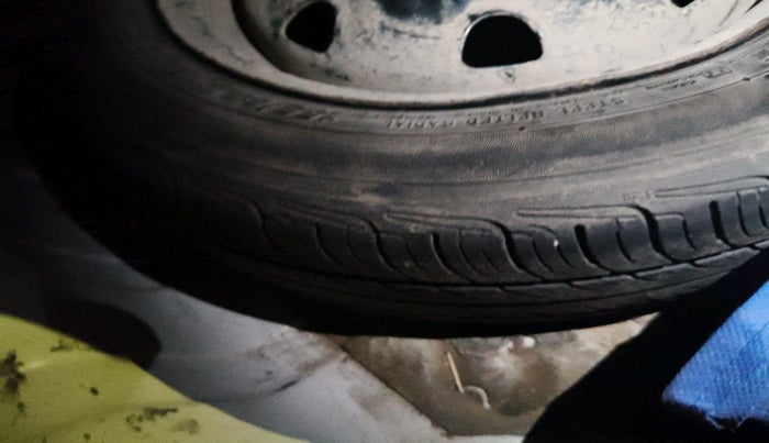 2017 Maruti Alto K10 VXI, Petrol, Manual, 1,46,482 km, tyre