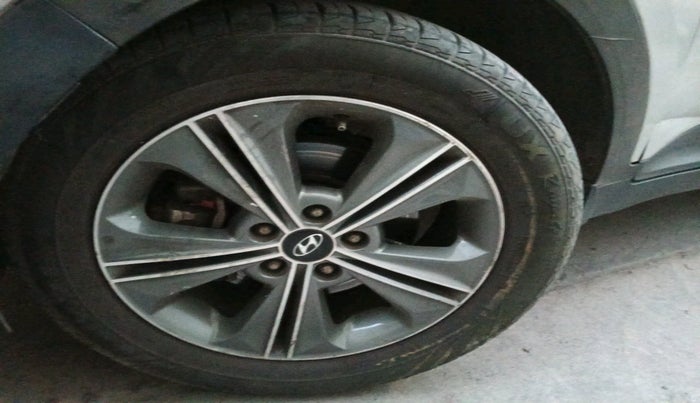 2017 Hyundai Creta SX PLUS AT 1.6 PETROL, Petrol, Automatic, 85,724 km, tyre