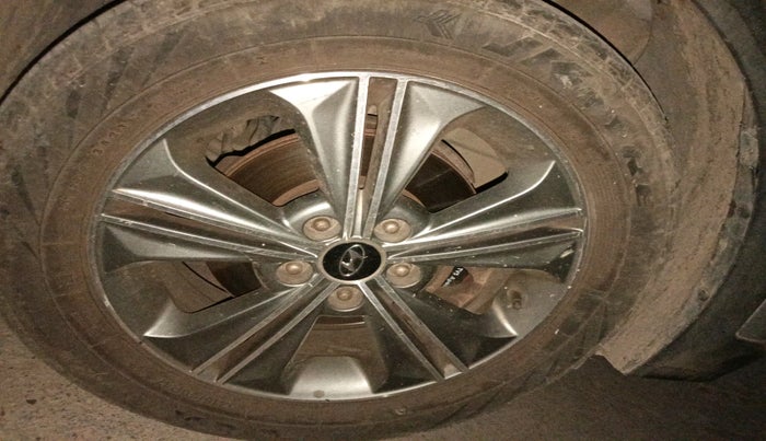 2017 Hyundai Creta SX PLUS AT 1.6 PETROL, Petrol, Automatic, 85,724 km, tyre