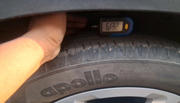 2021 KIA SONET HTK PLUS 1.5, Diesel, Manual, 10,866 km, tyre