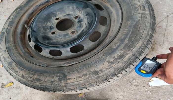 2011 Ford Figo EXI 1.2 PETROL, Petrol, Manual, 72,525 km, tyre