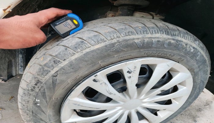 2011 Ford Figo EXI 1.2 PETROL, Petrol, Manual, 72,525 km, tyre