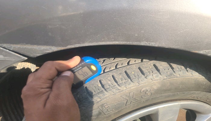 2013 Hyundai Eon MAGNA +, Petrol, Manual, 52,239 km, tyre