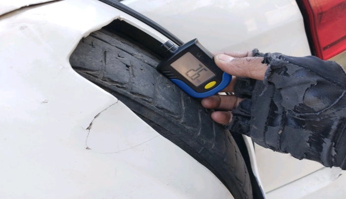 2015 Mahindra TUV300 T8, Diesel, Manual, 83,296 km, tyre