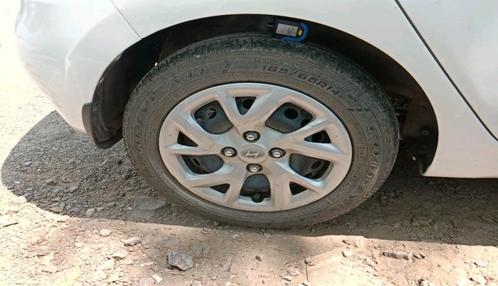 2018 Hyundai Grand i10 MAGNA AT 1.2 KAPPA VTVT, Petrol, Automatic, 53,253 km, tyre