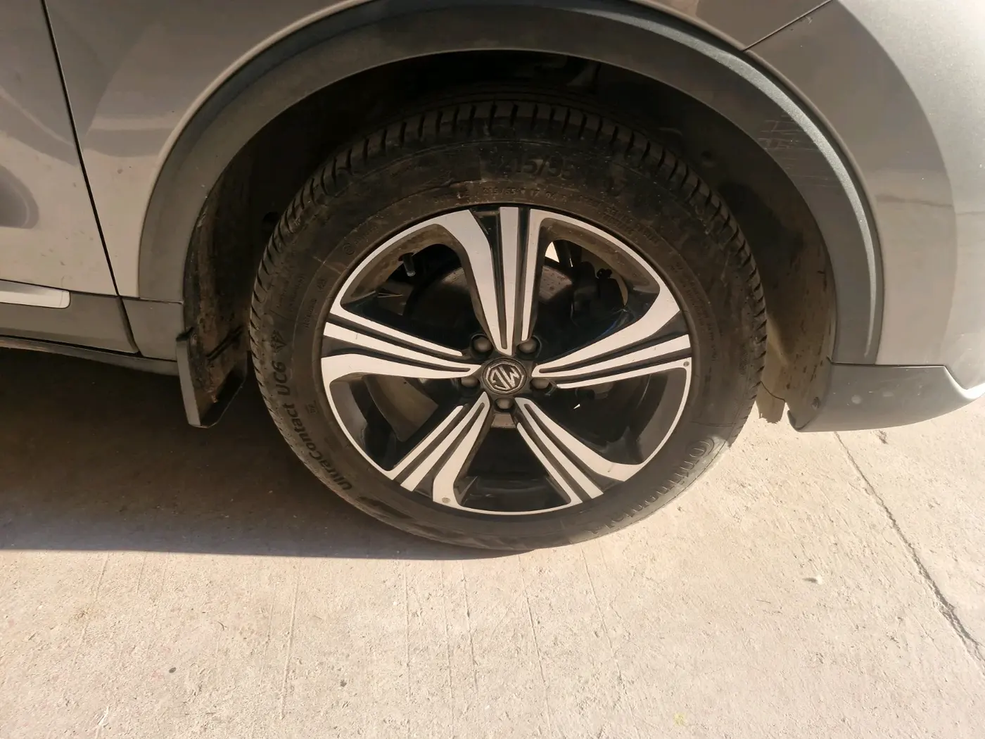 2022 MG ASTOR SAVVY 1.5 CVT, Petrol, Automatic, 41,444 km, tyre