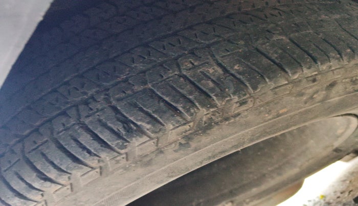 2018 Mahindra XUV500 W7, Diesel, Manual, 1,59,192 km, tyre