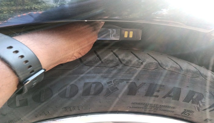 2015 BMW 3 Series 320D GT LUXURY LINE, Diesel, Automatic, 90,265 km, tyre