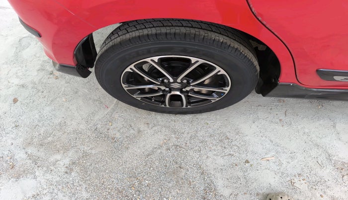 2022 Maruti Swift ZXI PLUS DUAL TONE, Petrol, Manual, 66,985 km, tyre