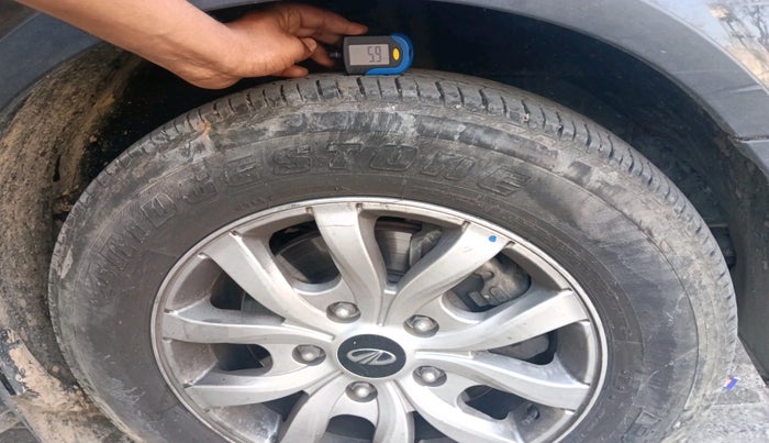 2021 Mahindra XUV500 W9, Diesel, Manual, 23,709 km, tyre