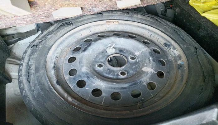 2018 Maruti Wagon R 1.0 VXI, Petrol, Manual, 25,975 km, tyre