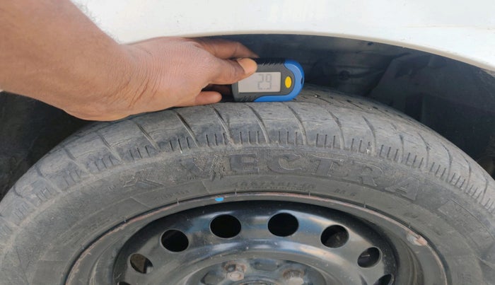 2012 Maruti Ertiga VDI, Diesel, Manual, 1,26,489 km, tyre