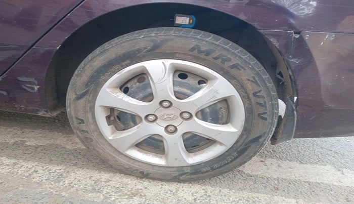 2013 Hyundai Verna FLUIDIC 1.4 VTVT, Petrol, Manual, 20,927 km, tyre