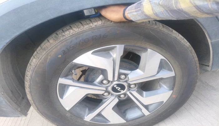 2022 KIA SONET HTX 1.5, Diesel, Manual, 68,372 km, tyre