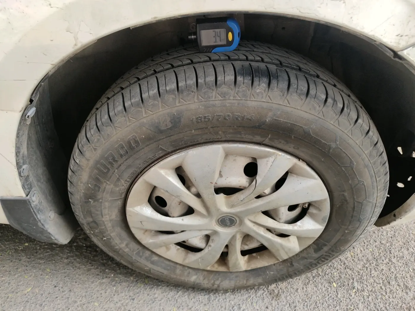 2012 Maruti Swift LDI, Diesel, Manual, 1,18,507 km, tyre