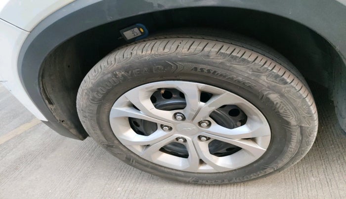 2021 KIA SONET HTE 1.5, Diesel, Manual, 96,759 km, tyre