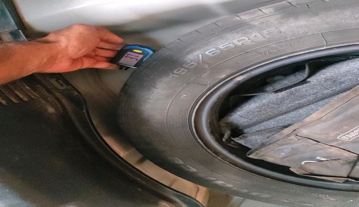 2021 KIA SONET HTE 1.5, Diesel, Manual, 96,759 km, tyre