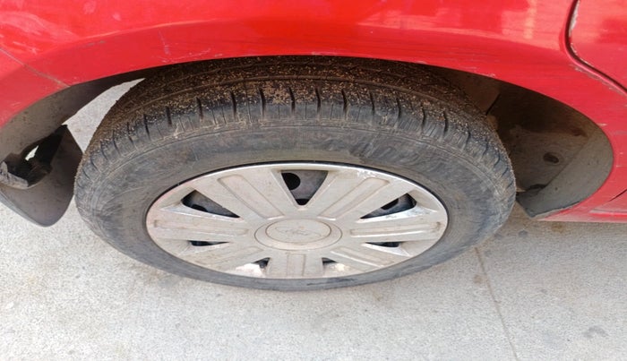 2011 Ford Figo ZXI 1.2 PETROL, Petrol, Manual, 46,963 km, tyre