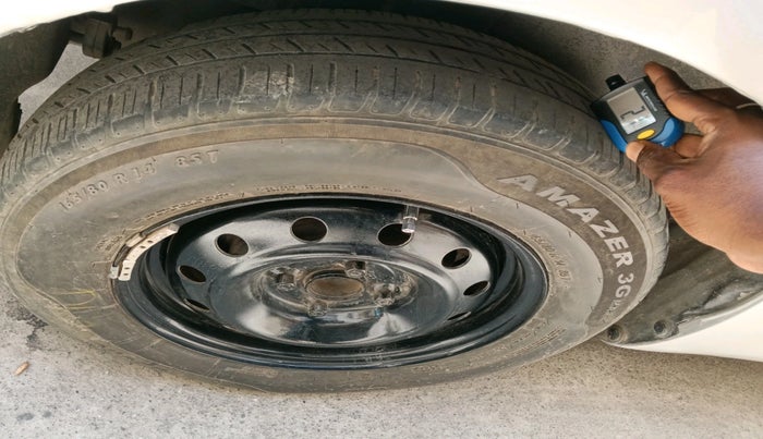 2014 Maruti Swift VDI, Diesel, Manual, 1,31,510 km, tyre