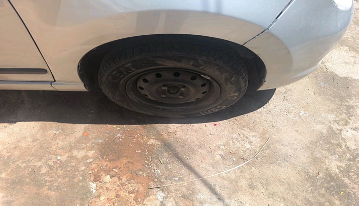 2012 Maruti A Star VXI (ABS) AT, Petrol, Automatic, 55,880 km, tyre