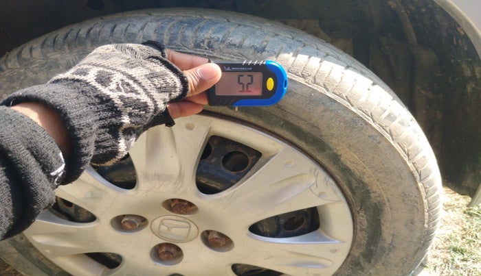 2012 Honda Brio S MT, Petrol, Manual, 56,483 km, tyre