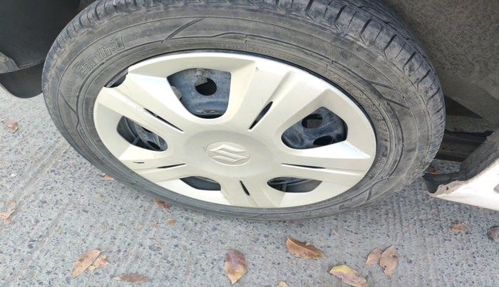 2013 Maruti Wagon R 1.0 VXI, Petrol, Manual, 46,980 km, tyre