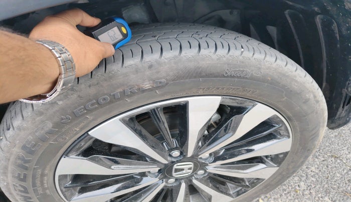 2025 Honda ELEVATE VX MT, Petrol, Manual, 3,815 km, tyre