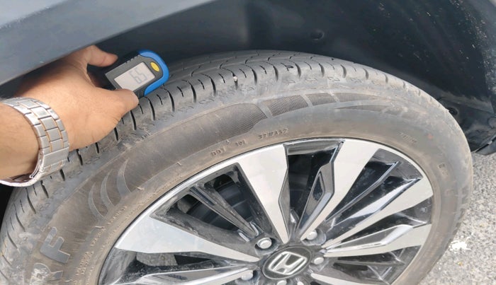 2025 Honda ELEVATE VX MT, Petrol, Manual, 3,815 km, tyre