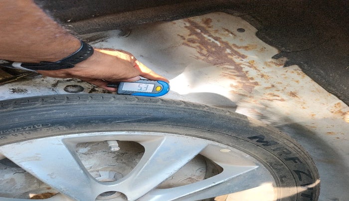 2013 Hyundai Verna FLUIDIC 1.6 VTVT SX, Petrol, Manual, 67,308 km, tyre